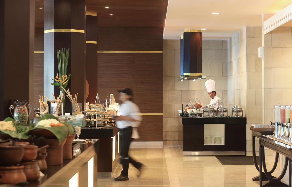 โฮเต็ล ซานติก้า พรีเมียร์ จ๊อกจา Hotel ยอกยาการ์ตา ภายนอก รูปภาพ