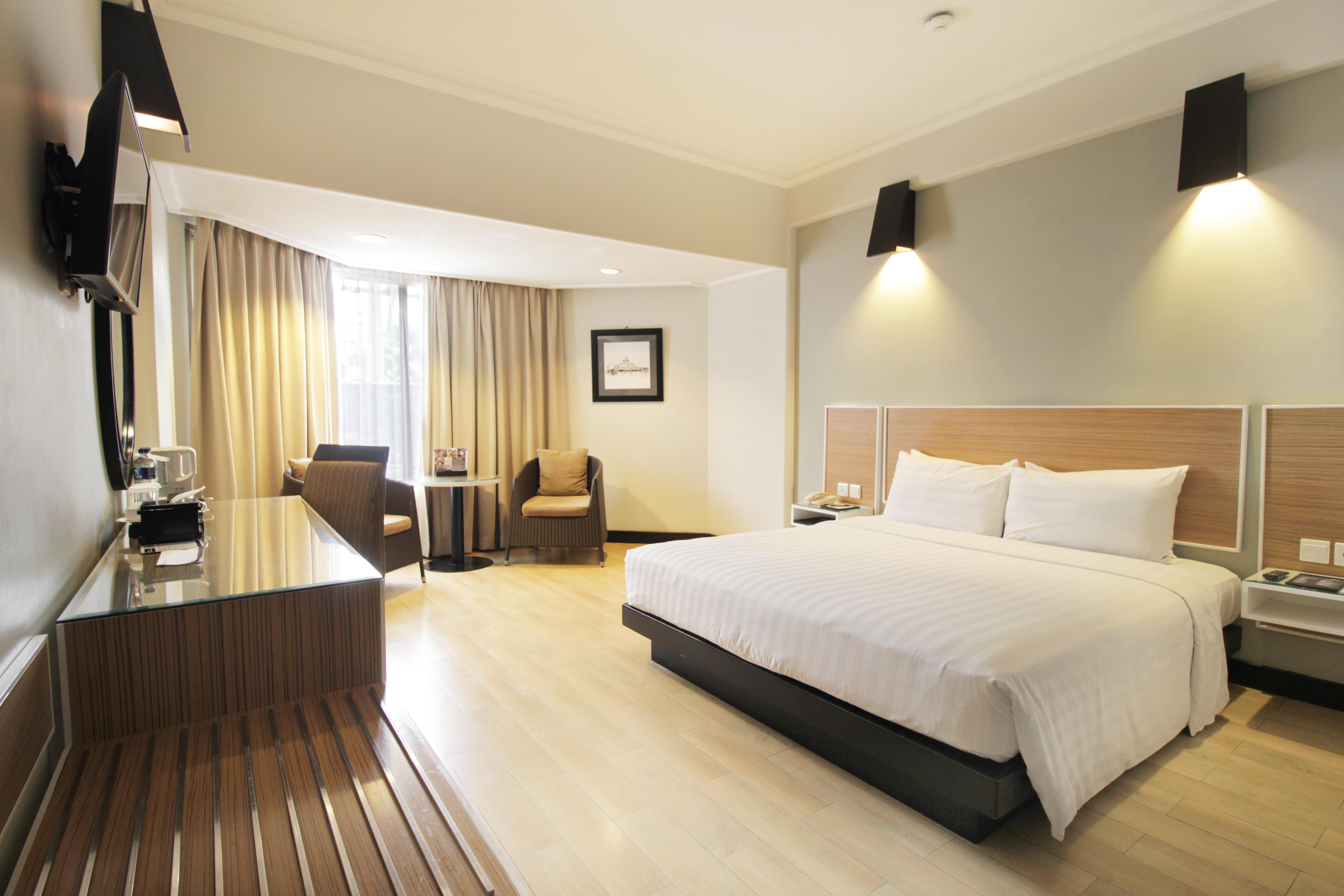 โฮเต็ล ซานติก้า พรีเมียร์ จ๊อกจา Hotel ยอกยาการ์ตา ภายนอก รูปภาพ