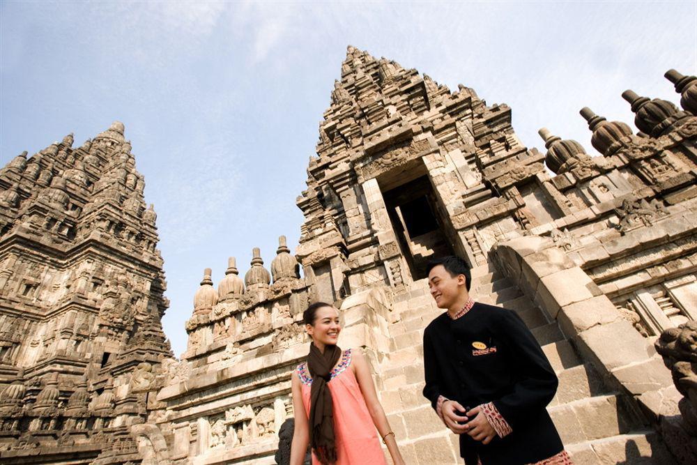 โฮเต็ล ซานติก้า พรีเมียร์ จ๊อกจา Hotel ยอกยาการ์ตา ภายนอก รูปภาพ